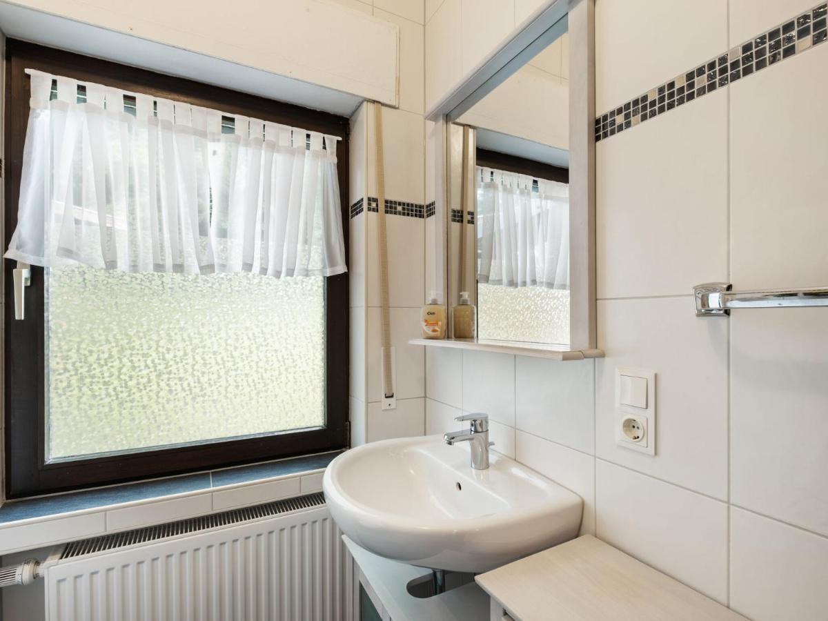 Idyllic Bungalow In Feusdorf With Forest View Luaran gambar