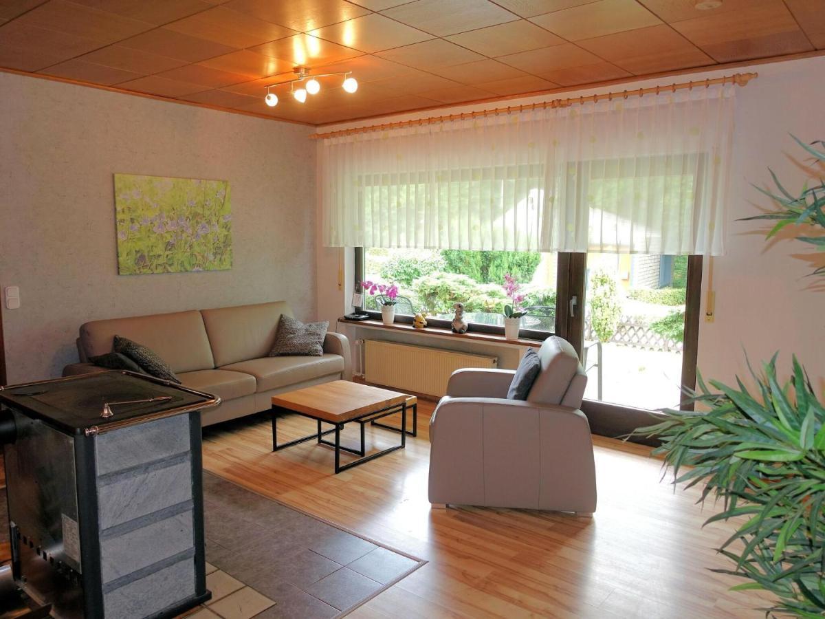Idyllic Bungalow In Feusdorf With Forest View Luaran gambar